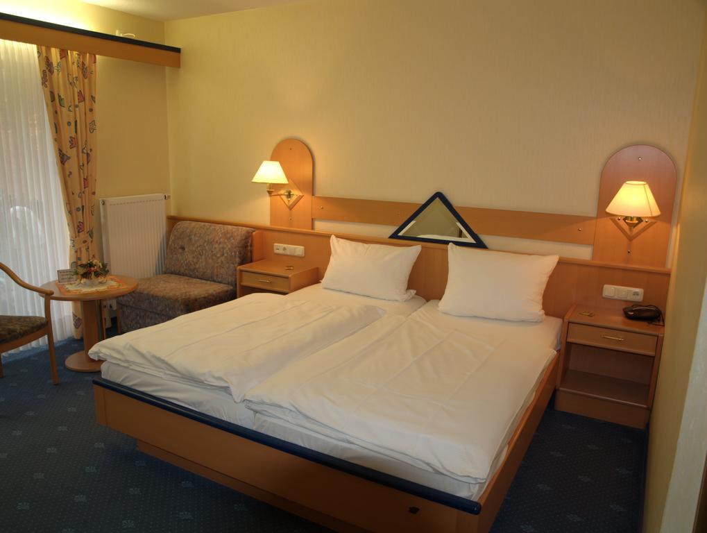 Waldhotel Kurfuerst Kaisersesch Pokoj fotografie